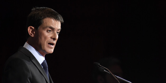 French Prime Minister Manuel Valls delivers his speech at economic forum organized by German newspaper Sueddeutsche Zeitung at the Hotel Adlon in Berlin on November 17, 2016.
Valls says 'possible' Le Pen could win in 2017.
/ AFP / John MACDOUGALL (Photo credit should read JOHN MACDOUGALL/AFP/Getty Images)