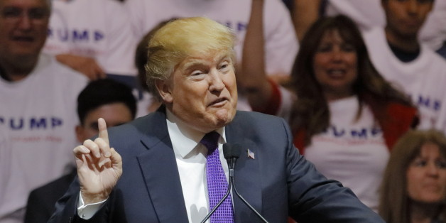 Conflits d'intérêts, New York Times, collège électoral... Dans une volée de tweets, Donald Trump règle ses comptes
