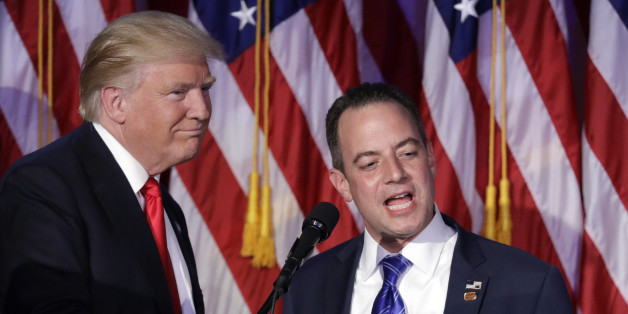 Reince Priebus (rechts) und der neue US-Präsident Donald Trump