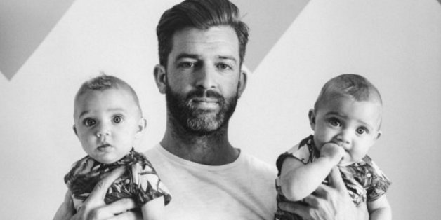 Les photos de ce père de quatre filles qui refuse d'édulcorer la parentalité sont hilarantes
