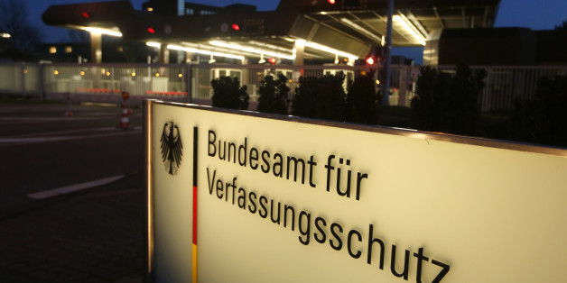 Germany's intelligence agency Verfassungsschutz is pictured during a visit by German Interior Minister Thomas de Maiziere to the Federal Office for the Protection of the Constitution in Cologne February 4, 2014. REUTERS/Ina Fassbender (GERMANY - Tags: POLITICS)