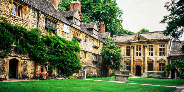 St Edmund Hall, is a constituent college of the University of Oxford in England. The college has a claim to be -the oldest academical society for the education of undergraduates in any university and is the last surviving medieval hall at the University
Oxford, in central southern England, revolves around its prestigious university, established in the 12th century. The architecture of the 30-plus university colleges around the cityâs medieval center led poet Matthew Arnold to nickname it the 'City of Dreaming Spires'. University College and Magdalen College are off the High Street, which runs from Carfax Tower, past the Covered Market to the riverside Botanic Garden.