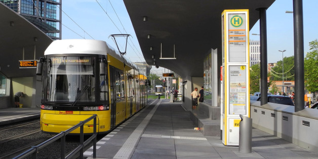Eine Straßenbahn in Berlin (Symbolbild)