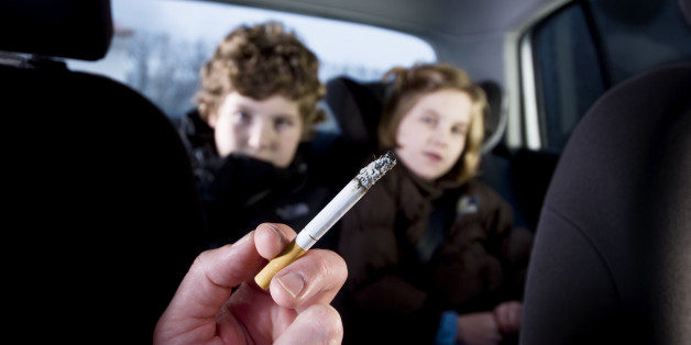 Das Rauchen in Autos im Beisein von Kindern wurde in Schottland verboten.