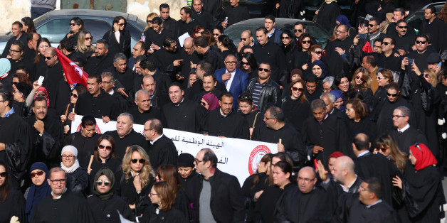 Tunisian lawyers demonstrate against the government's proposed new taxes, near the courthouse in Tunis, Tunisia December 6, 2016. REUTERS/Zoubeir Souissi