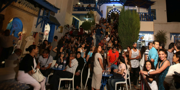 People are seen in a coffee shop during the Muslim fasting month of Ramadan at Sidi Bou Said in Tunis, Tunisia, June 27, 2016. REUTERS/Zoubeir Souissi