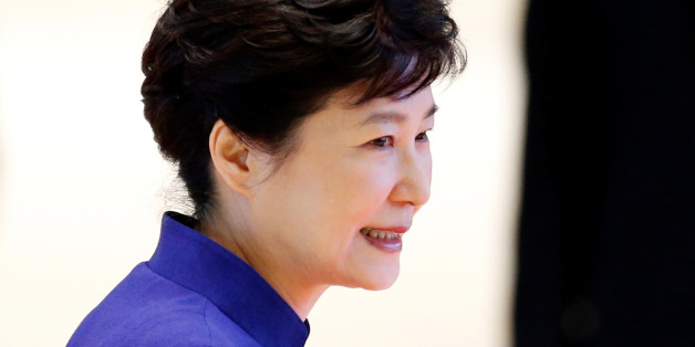 South Korea's President Park Geun-hye arrives at the ASEAN Summit in Vientiane, Laos September 7, 2016. REUTERS/Soe Zeya Tun