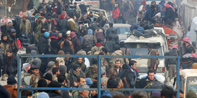 Plus de 3000 personnes ont pu être évacuées d'Alep, deuxième ville de Syrie assiégée par le régime