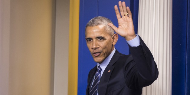 WASHINGTON, USA - DECEMBER 16: U.S. President Barack Obama waves at the conclusion of his annual end-of-year news conference at the White House in Washington, USA on December 16, 2016. (Photo by Samuel Corum/Anadolu Agency/Getty Images)