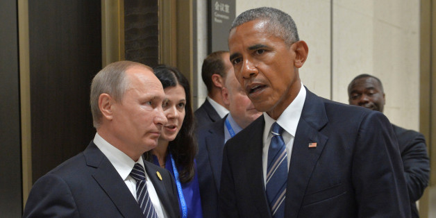 Russian President Vladimir Putin (L) meets with U.S. President Barack Obama on the sidelines of the G20 Summit in Hangzhou, China, September 5, 2016. Sputnik/Kremlin/Alexei Druzhinin/via REUTERS ATTENTION EDITORS - THIS IMAGE WAS PROVIDED BY A THIRD PARTY. EDITORIAL USE ONLY.