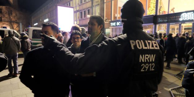 Die Polizei in Köln steht nach der massenhaften Kontrolle von nordafrikanisch aussehenden Männern in der Kritik