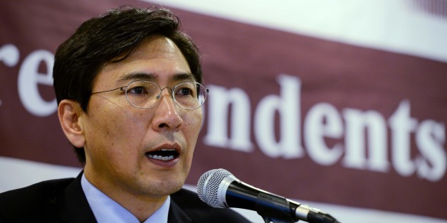 안희정 충남지사가 11일 오후 서울 중구 태평로 한국프레스센터에서 열린 외신기자클럽 초청 간담회에서 모두발언을 하고 있다.