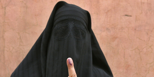 Frau mit Burka (Symbolbild)