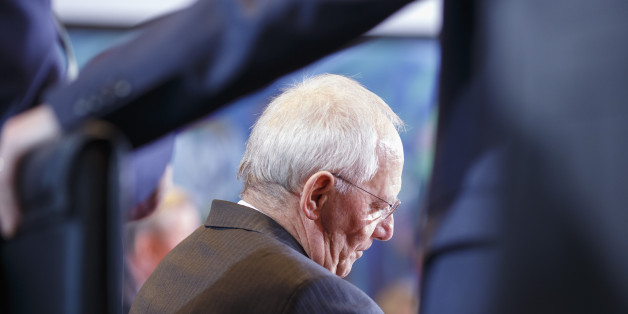BERLIN, GERMANY - DECEMBER 14: German Finance Minister Wolfgang Schaeuble arrives for the weekly German federal Cabinet meeting on December 14, 2016 in Berlin, Germany. (Photo by Ute Grabowsky/Photothek via Getty Images)