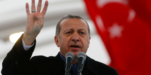 Turkish President Tayyip Erdogan makes a speech during the opening ceremony of Eurasia Tunnel in Istanbul, Turkey, December 20, 2016. REUTERS/Murad Sezer