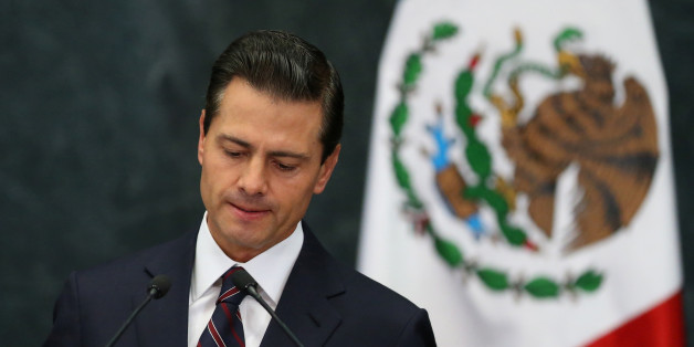 Mexico's President Enrique Pena Nieto delivers a speech at Los Pinos presidential residence in Mexico City, Mexico, January 4, 2017. REUTERS/Edgard Garrido