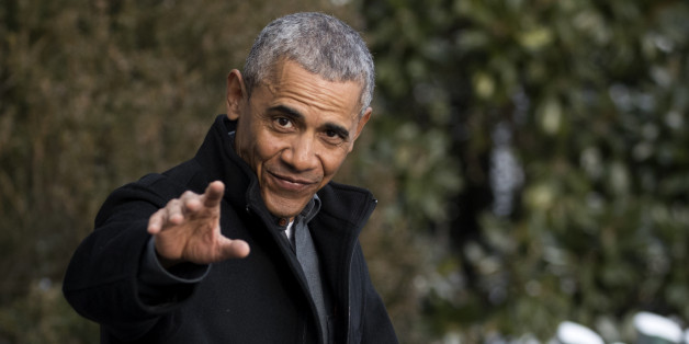 WASHINGTON, DC - JANUARY 07: President Barack Obama walks to Marine One on the South Lawn of the White House on January 7, 2017 in Washington, DC. President Obama Will be attending a wedding in Florida. (Photo by Shawn Thew - Pool/Getty Images)