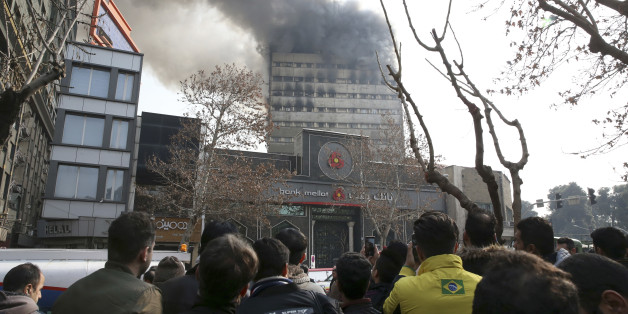 In Teheran ist ein Hochhaus eingestürzt