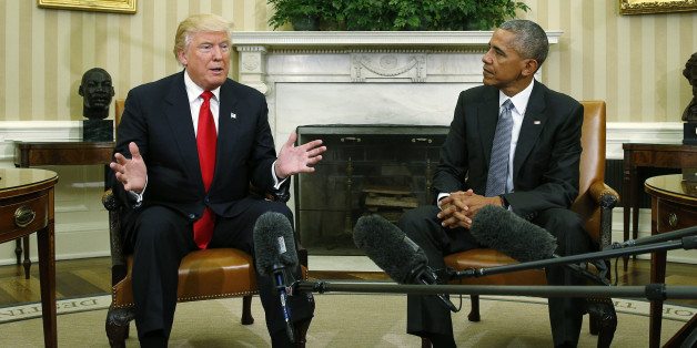 U.S. President Barack Obama meets with President-elect Donald Trump (L) in the Oval Office of the White House in Washington November 10, 2016.REUTERS/Kevin Lamarque