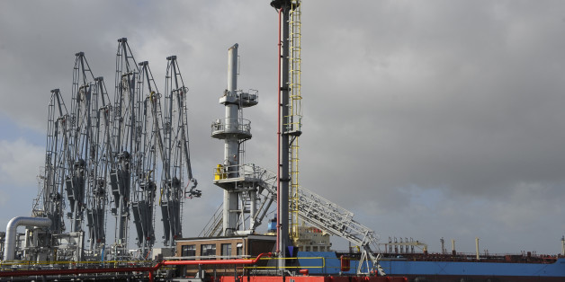 General views of the INEOS plant in Grangemouth as the first shipment of shale gas from the United States arrived in Britain on September 27, 2016.A £2 billion (2.3 billion euros, $2.6 billion) investment by Ineos, the world's third largest chemical company, will create a 'virtual pipeline' with eight tankers transporting regular shipments across the Atlantic to Britain and Norway. / AFP / Andy Buchanan (Photo credit should read ANDY BUCHANAN/AFP/Getty Images)