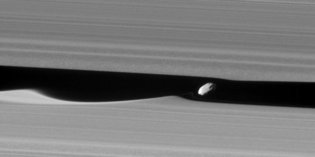 Ça, ce sont les anneaux de Saturne
