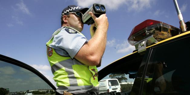 Die Polizei in Australien stoppte ein rasendes Auto - die Ausrede des Fahrers war blödsinnig