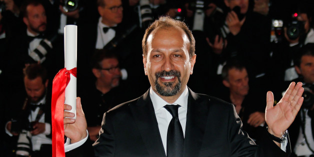 Director Asghar Farhadi, Best screenplay award winner for his film "Forushande" (The Salesman), poses during a photocall after the closing ceremony at the 69th Cannes Film Festival in Cannes, France, May 22, 2016. REUTERS/Regis Duvignau
