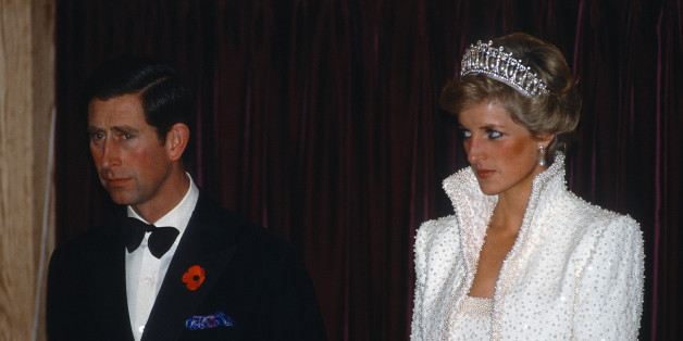 HONG KONG - NOVEMBER 10: Prince Charles, Prince of Wales and Diana, Princess of Wales, wearing the Cambridge Lover's Knot tiara and a white outfit by Catherine Walker known as the 'Elvis Look', attend an event during a tour of Hong Kong on November 10, 1989 in Hong Kong. (Photo by Anwar Hussein/Getty Images)