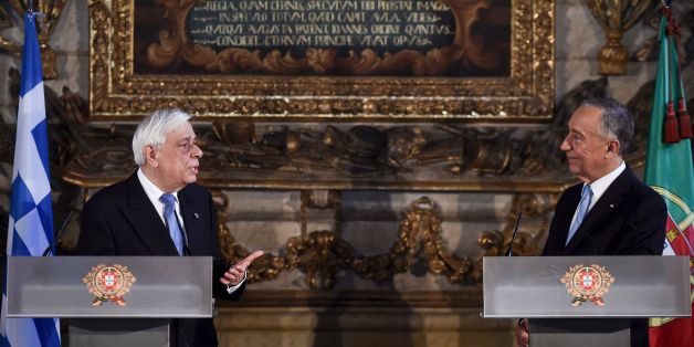 Greek President Prokopios Pavlopoulos (L) and Portuguese President Marcelo Rebelo de Sousa (R) hold a press conference at the University of Coimbra in Coimbra on January 30, 2017. / AFP / PATRICIA DE MELO MOREIRA (Photo credit should read PATRICIA DE MELO MOREIRA/AFP/Getty Images)