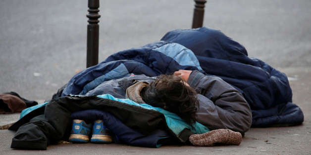 Unbekannte verübten in Hamburg einen Brandanschlag auf Obdachlose.