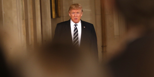 U.S. President Donald Trump arrives to announce his nomination for the empty associate justice seat of the U.S. Supreme Court at the White House in Washington, D.C., U.S., January 31, 2017. REUTERS/Kevin Lamarque
