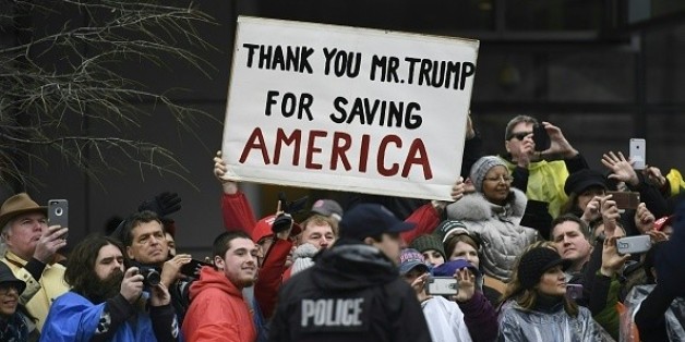 Fast die Hälfte der US-Amerikaner befürwortet Donald Trumps harten Kurs in der Einwanderungspolitik