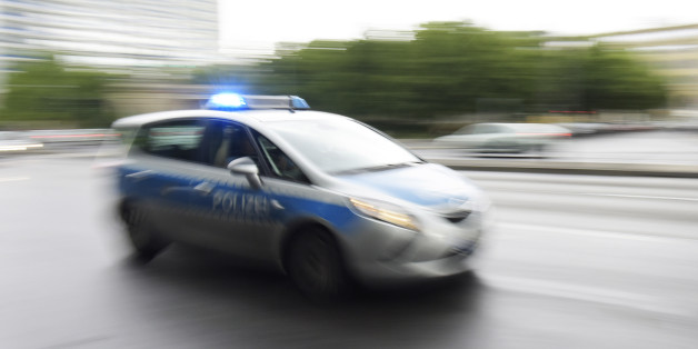 Die Polizei in Bad Krozingen sucht nach einem Mann, der eine Frau vor ihrem 4-jährigen Kind belästigt haben soll