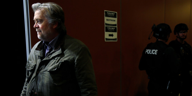 Trumps Chefstratege Bannon glaubt: Die Apokalypse kommt und Krieg ist unausweichlich