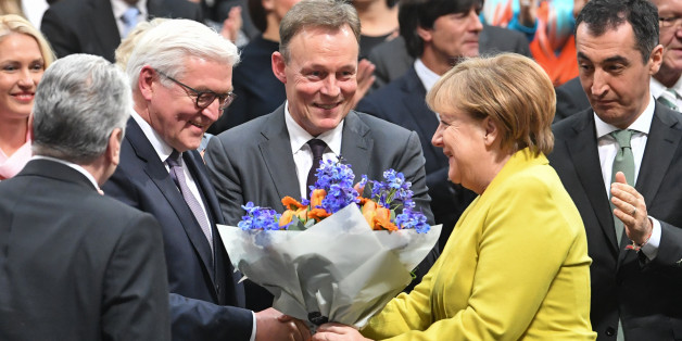 SPD-Politiker und Merkel gratulieren Steinmeier - Grüne und Linke geben ihm einen Auftrag mit