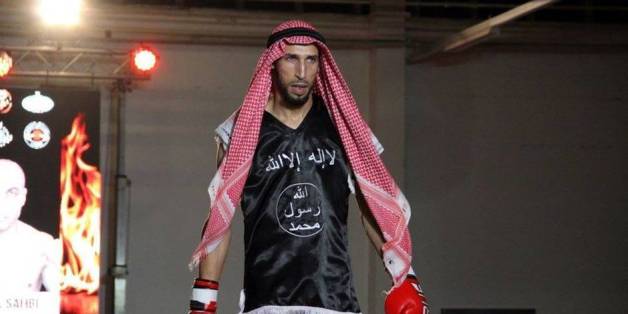 Abderrahim Moutaharrik, l'ex-champion de Muay Thai qui voulait frapper l'ambassade d'Israël en Italie