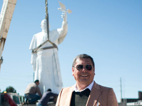 papa escultura