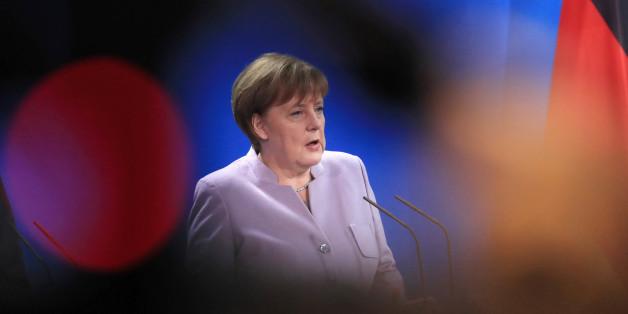 Merkel muss offenlegen, über was sie mit Journalisten in vertraulichen Gesprächen redet