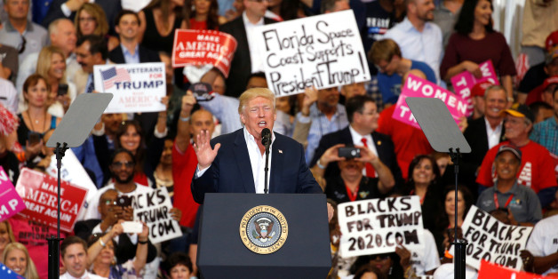 Trump versucht den Einreisestopp zu rechtfertigen - dann erfindet er einen Terroranschlag