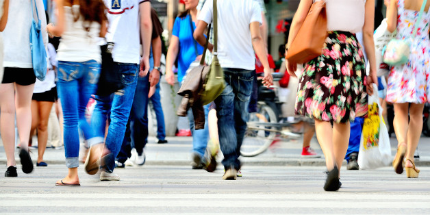 Laut dem Bericht leiden rund 1,3 Millionen junge Erwachsene an chronischen Kopfschmerzen.