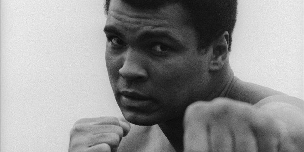 Portrait of American heavyweight boxer Muhammad Ali after a workout at his training camp, Deer Lake, Pennsylvania, September 22, 1977. (Photo by Allan Tannenbaum/Getty Images)