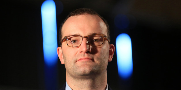 Der CDU-Politiker Jens Spahn sieht nur Frauen mit Kopftüchern in Neukölln