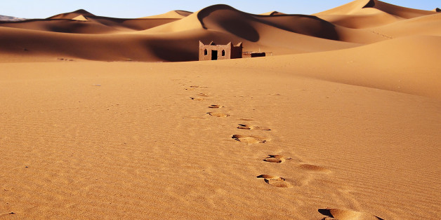 Erg Chebbi sandydunes of Sahara Desert