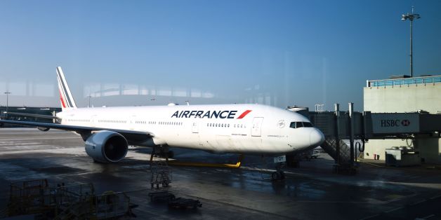 An Air France plane is parked at Roissy-Charles-de-Gaulle airport, north of Paris, on January 20, 2017. / AFP / BERTRAND GUAY (Photo credit should read BERTRAND GUAY/AFP/Getty Images)