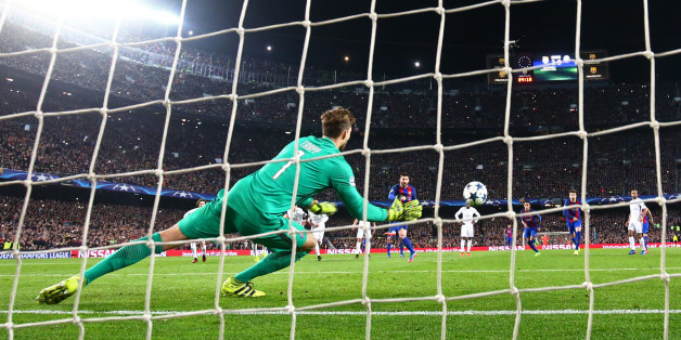 Football Soccer - Barcelona v Paris St Germain - UEFA Champions League Round of 16 Second Leg - The Nou Camp, Barcelona, Spain - 8/3/17 Barcelona's Lionel Messi scores their third goal from the penalty spot Reuters / Sergio Perez Livepic
