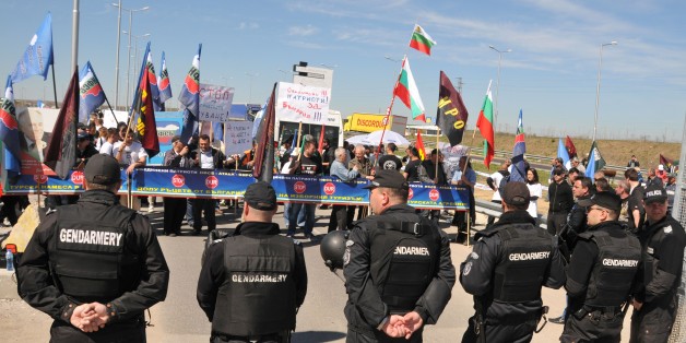 BULGARIA- MARCH 24: Bulgarian security forces take security measures and block the passage of vehicles during a protest by Bulgarian nationalist groups at the Kapitan Andreevo crossing point on the Bulgarian-Turkish border in Bulgaria on March 24, 2017. (Photo by Ihvan Radoykov/Anadolu Agency/Getty Images)