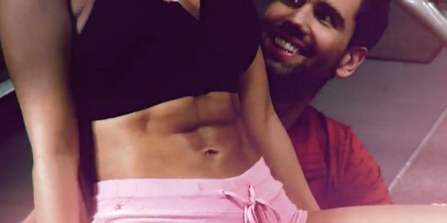 Micaela Schäfer und Honey zusammen im Fitness-Studio erwischt - ihr "Training" liegt an der Grenze des guten Geschmacks