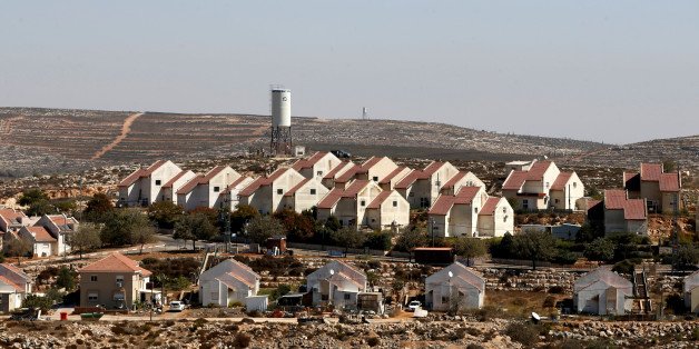 A general view shows houses in Shvut Rachel, a West Bank Jewish settlement located close to the Jewish settlement of Shilo, near Ramallah October 6, 2016. REUTERS/Baz Ratner