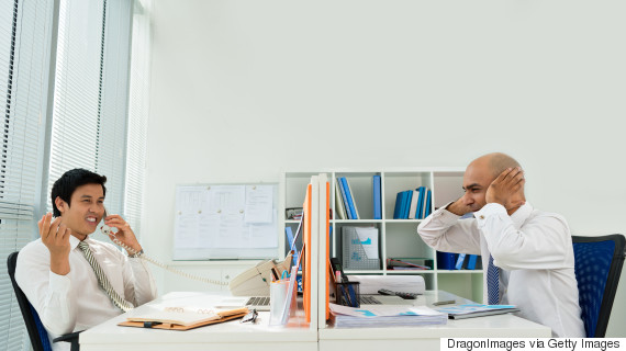 how to get along with a co worker you dont like huffpost canada how to get along with coworkers
