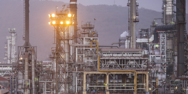 A Bharat Petroleum Corp. refinery stands in the Mahul area of Mumbai, India, on Friday, April 7, 2017. Expanding fuel shipments from the Persian Gulf will intensify competition from Europe to Asia, squeezing profits across the global refining industry and contributing to a looming glut of oil products. Photographer: Dhiraj Singh/Bloomberg via Getty Images